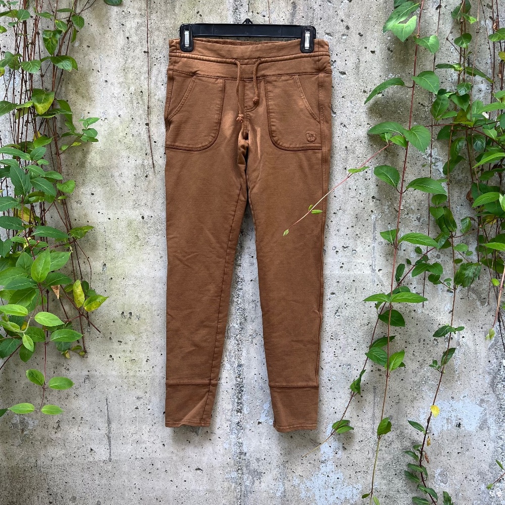 ✨3 for $50✨ Vintage TNA (Aritzia) Sweatpants / Joggers, Carmel Brown, Small